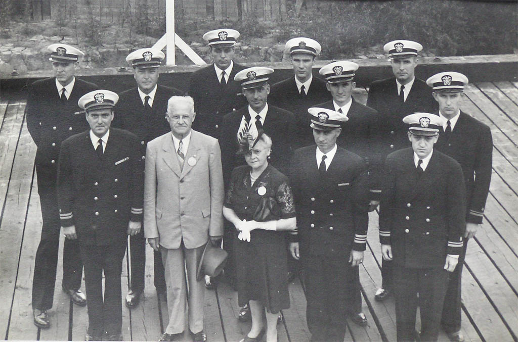 Photo of 1943 Commissioning Officer Staff